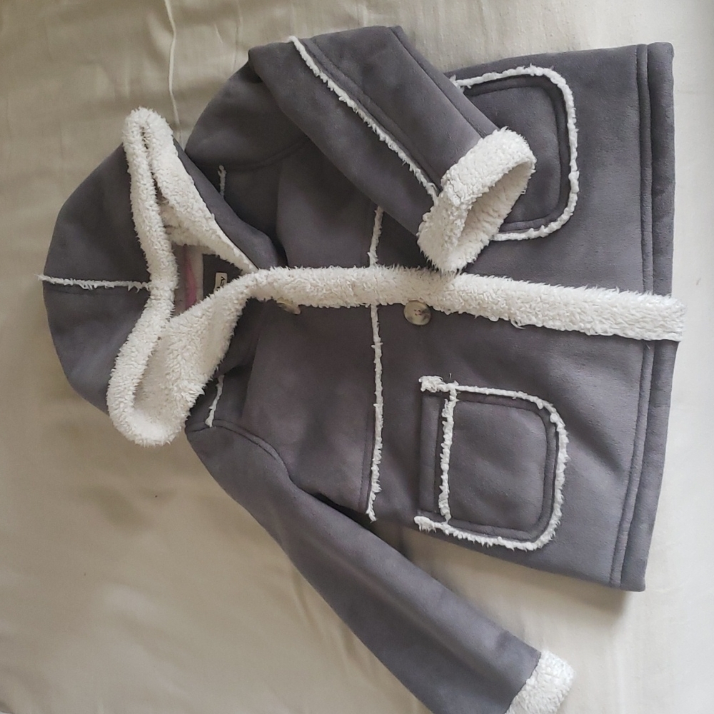 Hatley, girls size 5, grey faux shearling jacket, used condition
